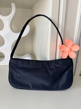 ARITZIA Main Character Nylon Classic Black Baguette Shoulder Bag Like New